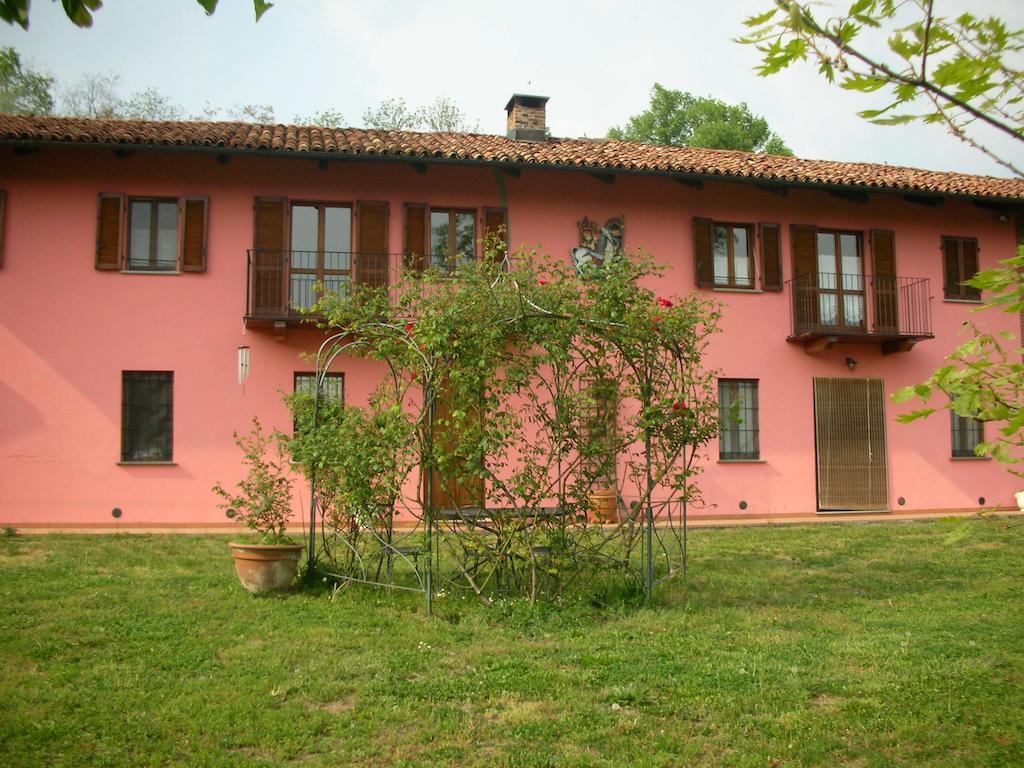 Cascina Nel Bosco Bed and Breakfast Moncucco Torinese Exterior foto