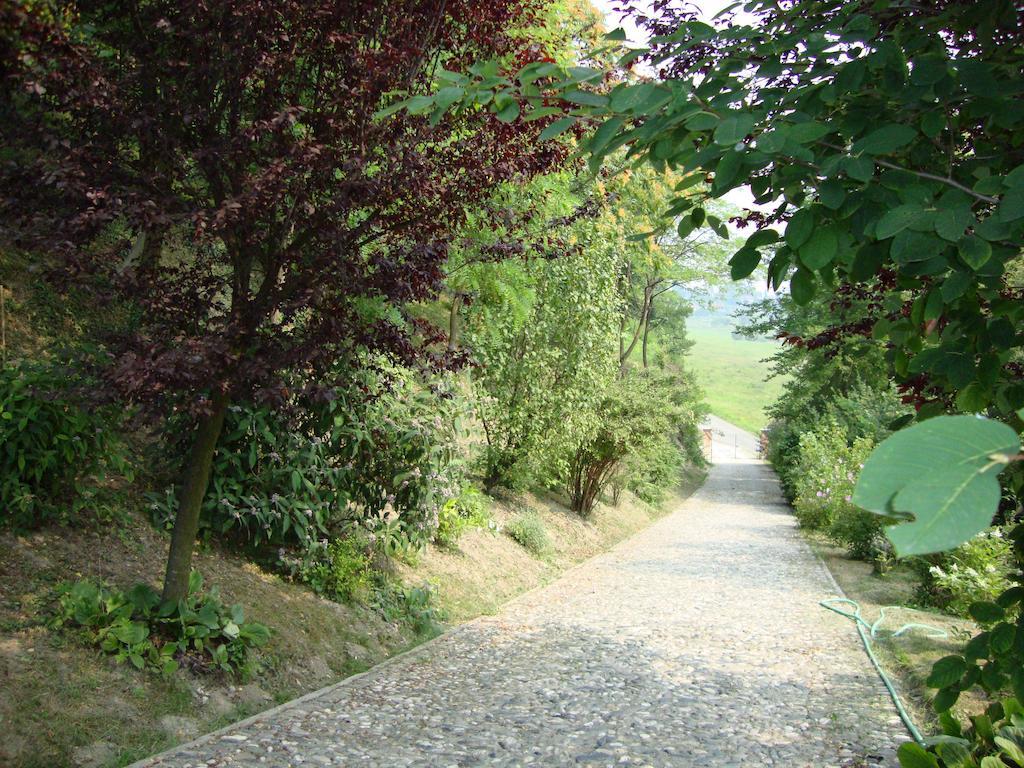 Cascina Nel Bosco Bed and Breakfast Moncucco Torinese Exterior foto